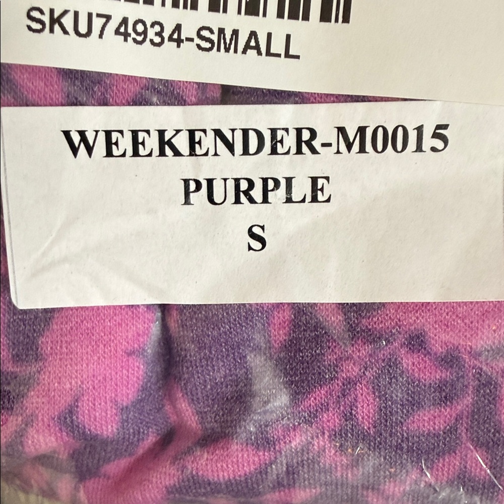 Dear Scarlett Cozy & Comfortable Elegant Floral Long Sleeve Top in Pink & Purple - Picture 5 of 6